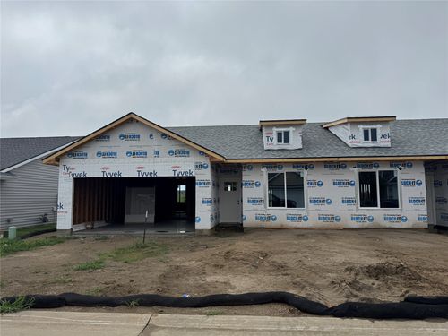 2400 Ne 6th St, Grimes, IA, 50111-2126 | Card Image