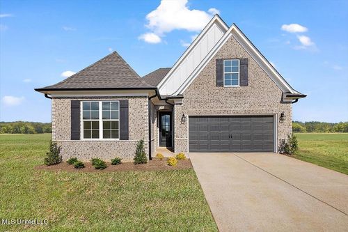 838 Quitman Ct W, Nesbit, MS, 38651-1063 | Card Image
