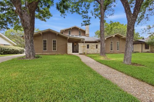 3217 Golfing Green Dr, Farmers Branch, TX, 75234-3703 | Card Image