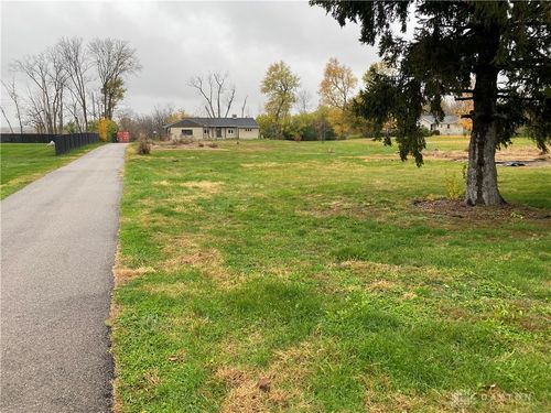 5615 Denlinger Rd, Trotwood, OH, 45426-1839 | Card Image