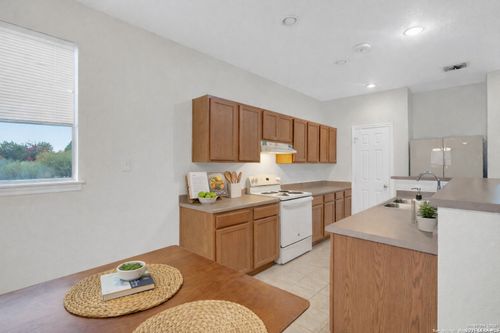 6032 Fred Couples, Schertz, TX, 78108-2385 | Card Image