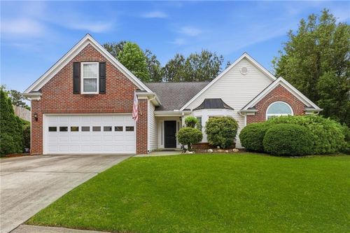 682 Fairmont Park Dr, Dacula, GA, 30019-6535 | Card Image