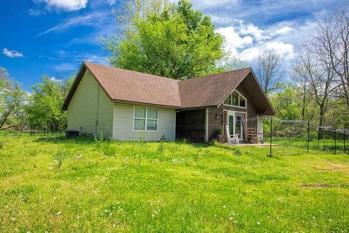 16374-16376 Hamestring Rd, Fayetteville, AR, 72704-9471 | Card Image