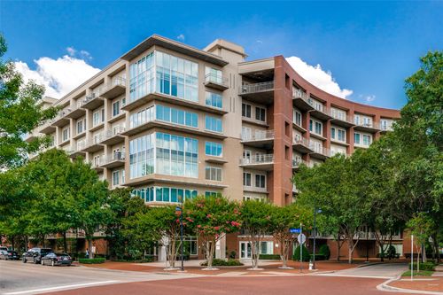 ph-420-5055 Addison Cir, Addison, TX, 75001-6321 | Card Image