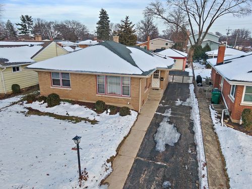 305 N Craig Pl, Lombard, IL, 60148-2008 | Card Image