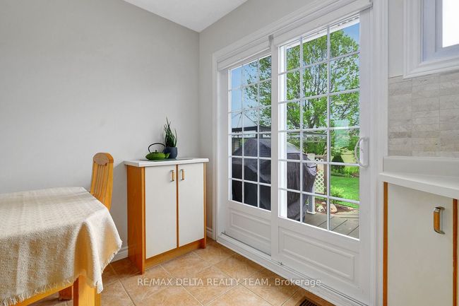 5041 Thunder Rd, House other with 4 bedrooms, 2 bathrooms and 5 parking in Carlsbad Springs ON | Image 16