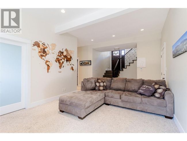11885 Middleton Rd, House other with 5 bedrooms, 4 bathrooms and 3 parking in Lake Country BC | Image 30