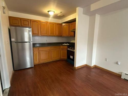 2fl-697 Sheffield Avenue, New York, NY, 11207 | Card Image