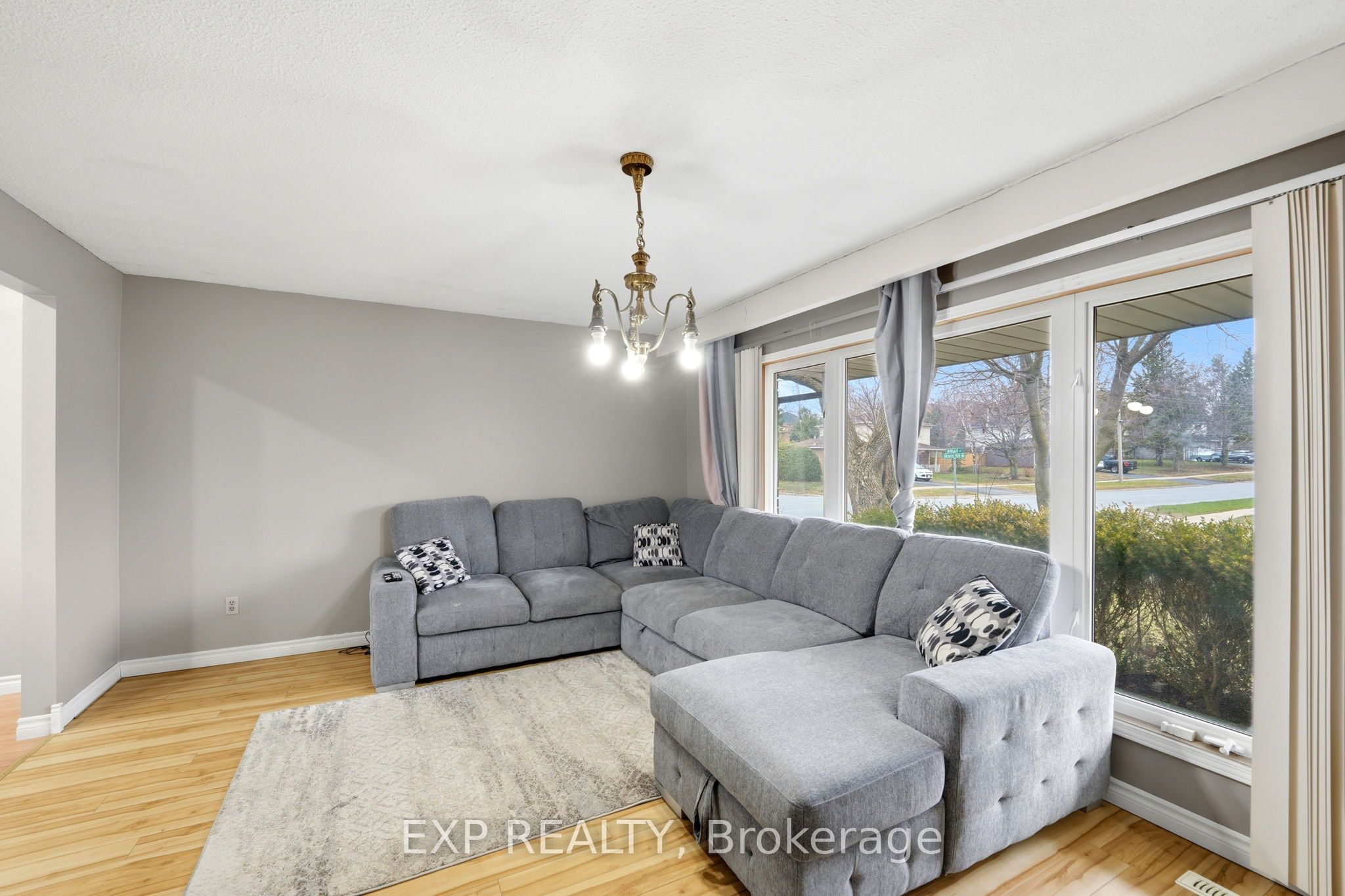 Residential in Kawartha Lakes 4