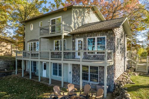 6322 Highland Scenic Rd, Baxter, MN, 56425-8353 | Card Image