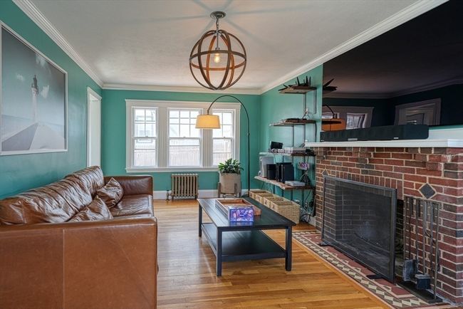 85 Roosevelt Rd, House other with 3 bedrooms, 2 bathrooms and 2 parking in Medford MA | Image 11