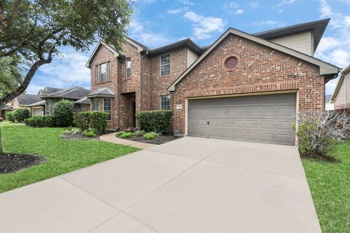 2504 Rusting Creek Drive, Pearland, TX, 77584 | Card Image