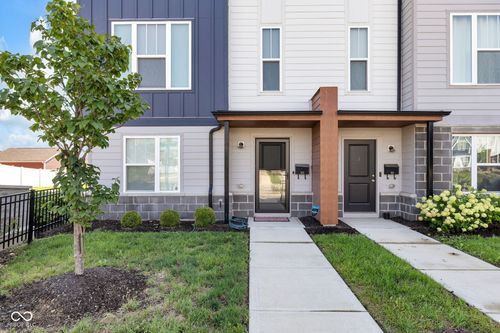 319 Steeples Blvd, Indianapolis, IN, 46222-4486 | Card Image