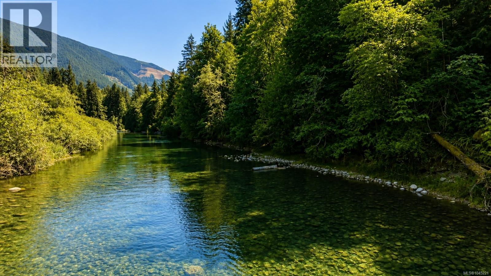 Residential in Lake Cowichan 4