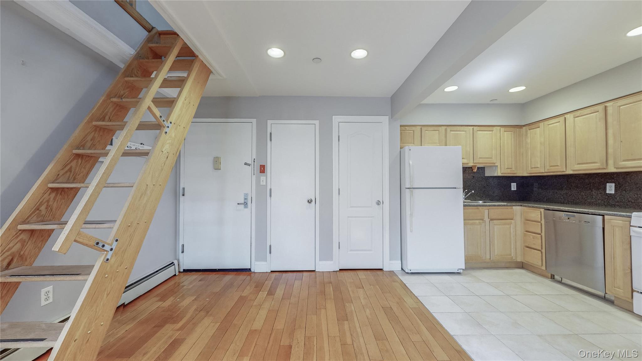 Residential Lease in New York 5