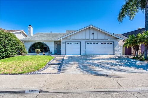 9631 Indian Wells Cir, Huntington Beach, CA, 92646-7577 | Card Image