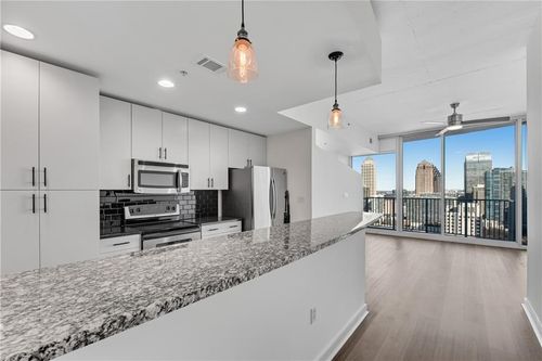 spire-2311-860 Peachtree Street Ne, Atlanta, GA, 30308 | Card Image