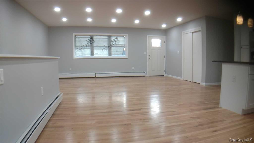 Residential Lease in Beacon 3