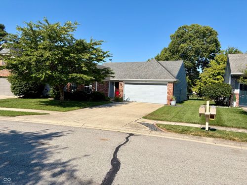 11069 Beech Dr, Fishers, IN, 46038-1739 | Card Image