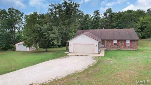 26257 Trailwood Dr, Warrenton, MO, 63383-6585 | Card Image