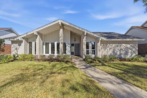 5706 Ariel St, Houston, TX, 77096-2106 | Card Image