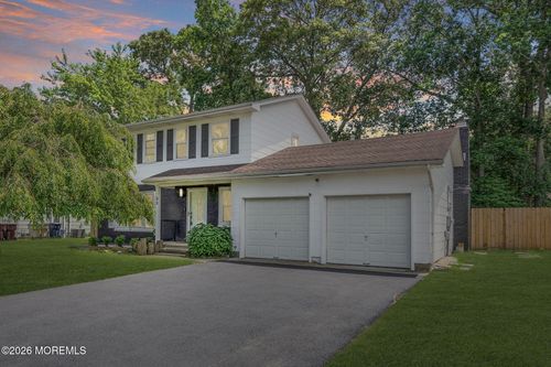 32 Belmont Ave, Bayville, NJ, 08721-1809 | Card Image