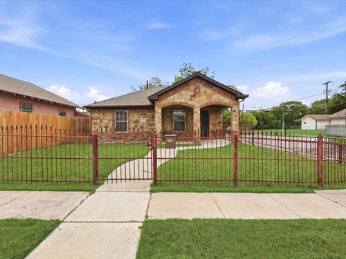1400 Stewart St, Fort Worth, TX, 76104-7579 | Card Image
