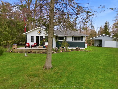 702 Yosacha Pl, Kincardine, ON, N2Z2X3 | Card Image
