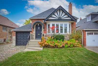 8 Park Hill Rd, House other with 4 bedrooms, 3 bathrooms and 3 parking in Toronto ON | Image 1