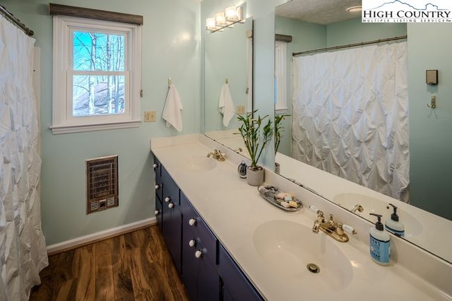 202 Cliffside Ln, House other with 4 bedrooms, 3 bathrooms and null parking in Seven Devils NC | Image 25