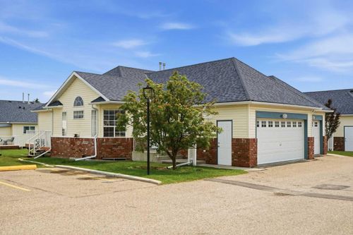 47-12 Woodside Rise Nw, Airdrie, AB, T4B2L3 | Card Image