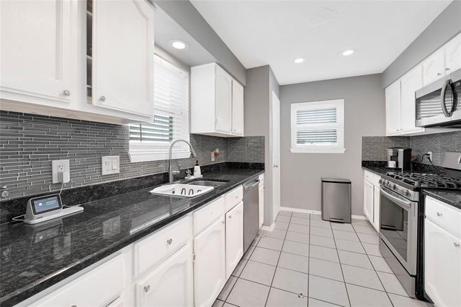 3802 Acornrun Ln, House other with 3 bedrooms, 2 bathrooms and 2 parking in Spring TX | Image 8