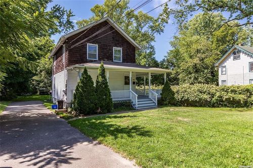 1-192 Woodhull Rd, Huntington, NY, 11743-3743 | Card Image