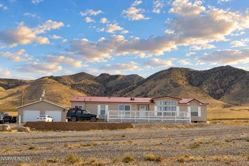 10725 Reins Way, Winnemucca, NV, 89445-8773 | Card Image