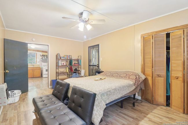 3311 W Cesar E Chavez Blvd, House other with 3 bedrooms, 1 bathrooms and null parking in San Antonio TX | Image 20