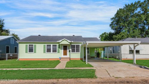 1045 James St, Franklin, LA, 70538-4115 | Card Image
