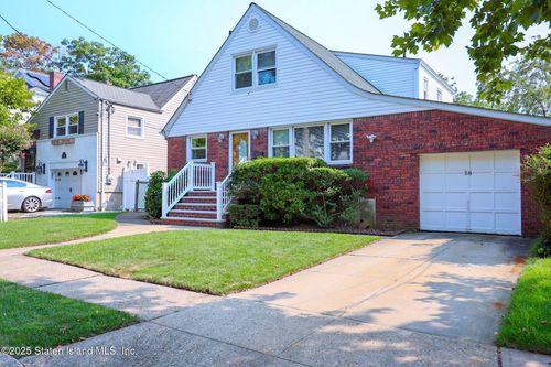 58 Schmidts Ln, Staten Island, NY, 10314-5523 | Card Image