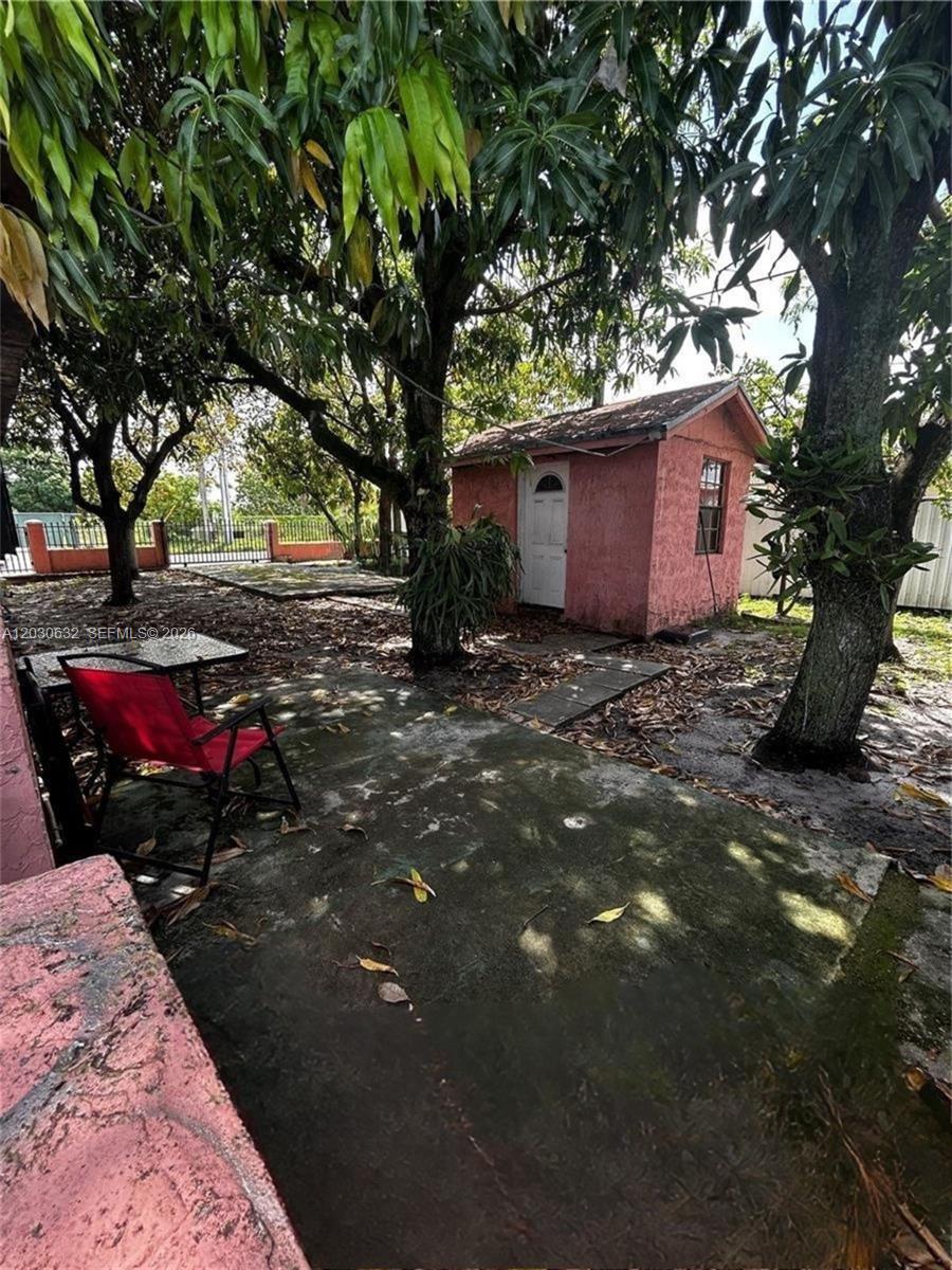 Land in Hialeah 3