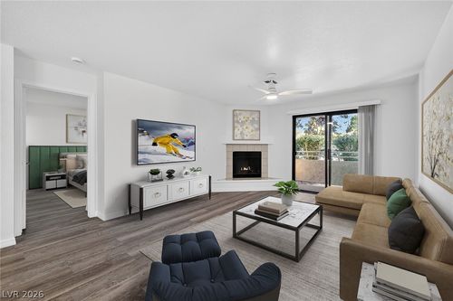 102-2643 S Durango Dr, Las Vegas, NV, 89117-2888 | Card Image