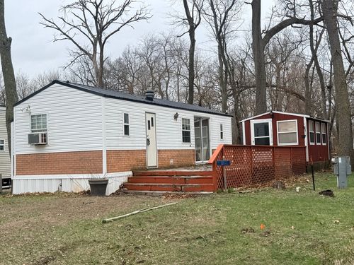 16-158 Woodhaven Dr E, Sublette, IL, 61367 | Card Image