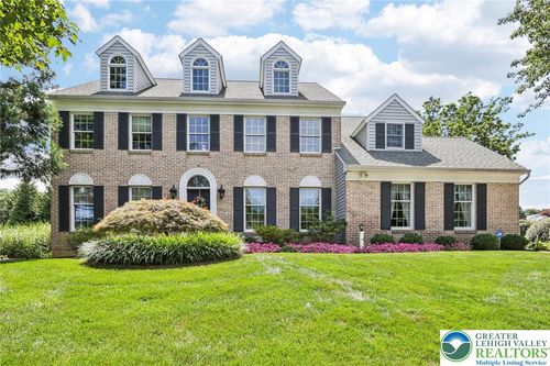 6341 Sauterne Dr, MACUNGIE, PA, 18062-8803 | Card Image