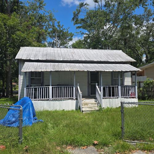 1114 Clark St, Valdosta, GA, 31601-3744 | Card Image
