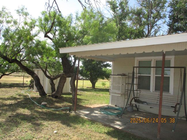 420 Juniper Rd, House other with 3 bedrooms, 2 bathrooms and 3 parking in Bronte TX | Image 10