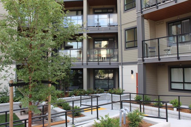 204 - 7809 209 Street, Condo with 1 bedrooms, 0 bathrooms and 1 parking in Langley BC | Image 2