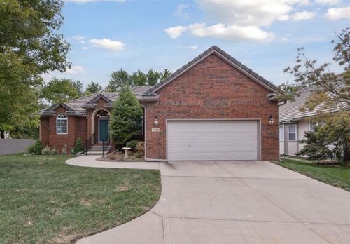 9513 E Greenbriar St, Wichita, KS, 67226-2173 | Card Image