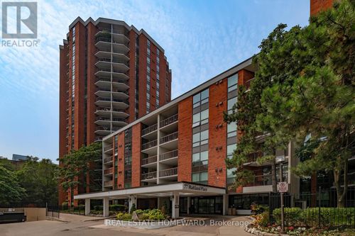 615-77 Maitland Place, Toronto (Cabbagetown-South St. James Town), ON, M4Y2V6 | Card Image