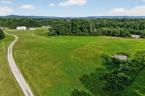 240 Hash Ln, Rock Island, TN, 38581-3964 | Card Image