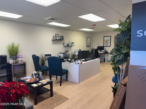 8841 E Florentine Rd, Prescott Valley, AZ, 86314-8776 | Card Image