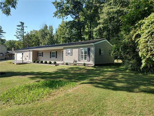 137 Cayuga St, Seneca Falls, NY, 13148-1117 | Card Image