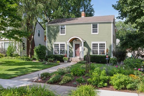 5640 Colfax Ave S, Minneapolis, MN, 55419-1748 | Card Image